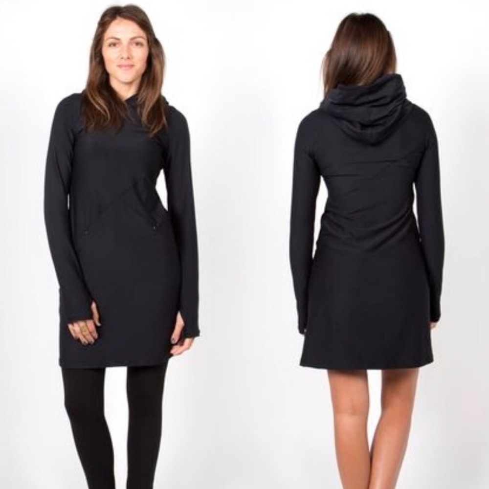 Betabrand Red Eye Travel Dress in Black Sz S😻